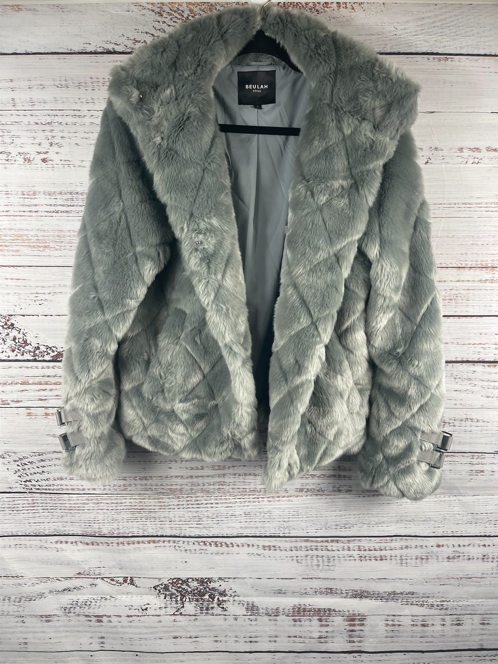 Beulah Style Jacket Women's Small Gray Faux Fur Quilted Buckle Sleeve Short Coat